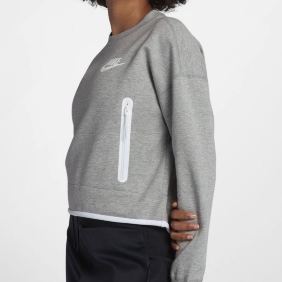 Nike tech fleece sweatshirt - Picture 2 of 8
